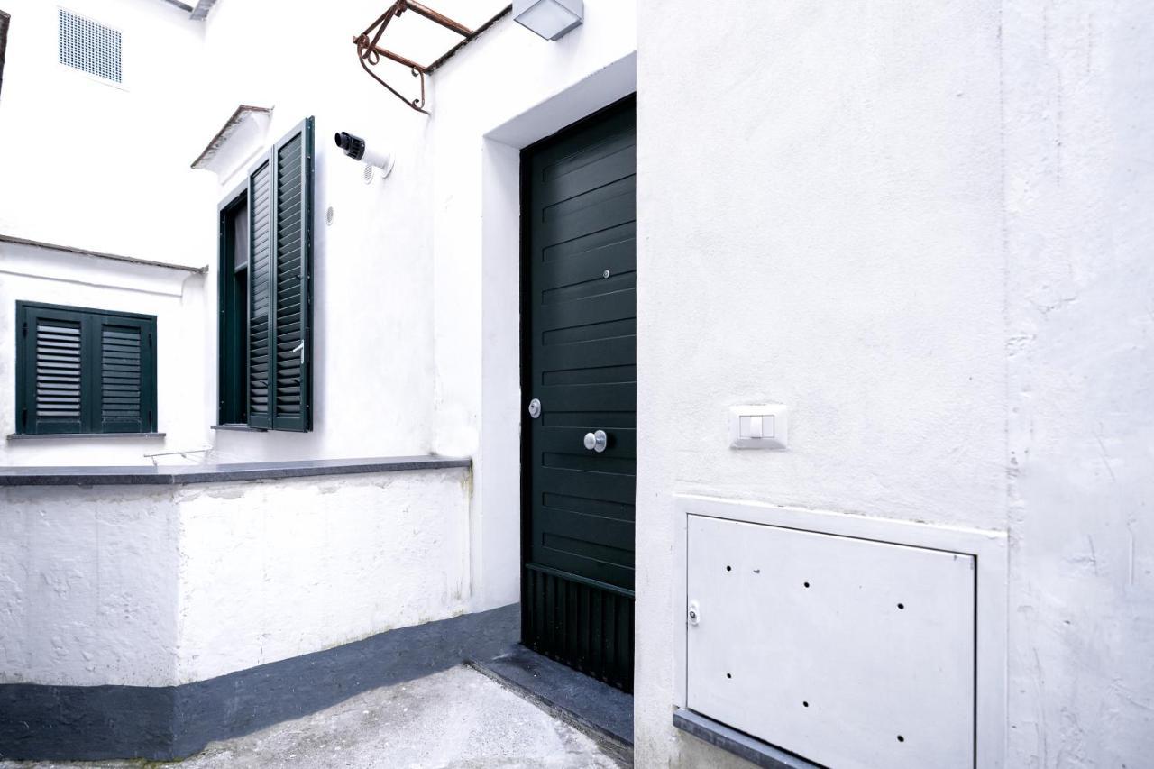 La Finestra Sul Corso Villa Amalfi Eksteriør billede